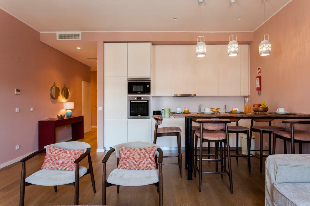 Joivy Sublime 2br On Restauradores Square Nearby Rossio Station * Lissabon